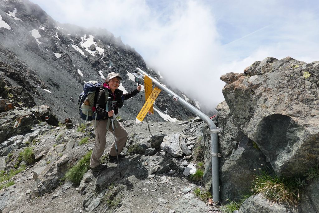 Au col de Tsaté à 2868 m , comme écrit sur le panneau !